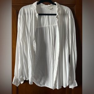 BeachLunchLounge long sleeve button up